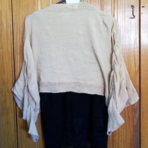 🚫Crochet shrug with gathered sleeves🚫 - Picture 8 of 8